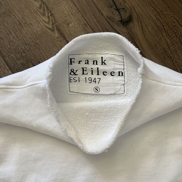 Frank and Eileen EFFIE
Long-Sleeve Funnel Neck Capelet - Picture 8 of 10